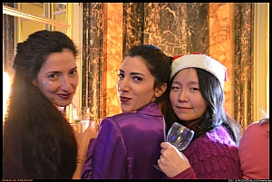 2022-12-09-(21h25)-dsc_0176-mama-razzi-encadre.jpg 2022-12-09-(21h25)-dsc_0176-mama-razzi-encadre.jpg