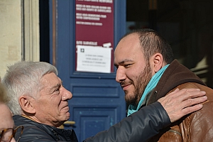 01-2023-02-13-(14h21m)-DSC_0013a-mama-razzi.JPG