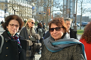 01-2023-02-13-(14h34m)-DSC_0057a-mama-razzi.JPG