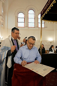 06-2023-03-12-(11h45m)-dsc02222-sony-mama-razzi.jpg