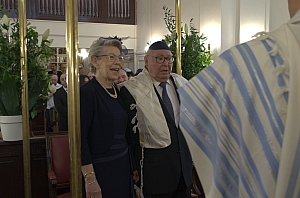 06-2023-03-12-(12h00m)-dsc_9981-mama-razzi.jpg