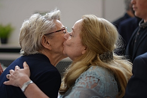 08-2023-03-12-(12h22m)-dsc_0182-mama-razzi.jpg