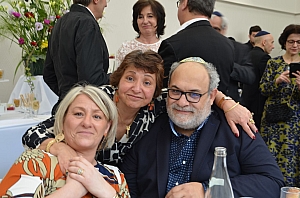 08-2023-03-12-(13h23m)-dsc_0113-mama-razzi.jpg
