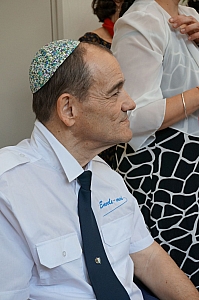 08-2023-03-12-(13h40m)-dsc02395-sony-mama-razzi.jpg