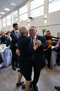 09-2023-03-12-(13h45m)-dsc02448-sony-mama-razzi.jpg