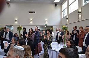 09-2023-03-12-(15h37m)-dsc_0489-mama-razzi.jpg