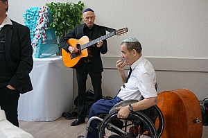 12-2023-03-12-(15h18m)-dsc02504-sony-mama-razzi.jpg