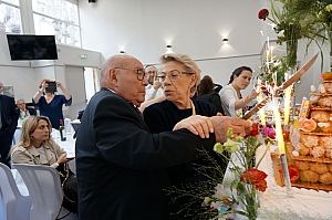 14-2023-03-12-(15h30m)-dsc02565-sony-mama-razzi.jpg