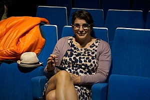 2023-03-17-(19h00m)-dsc02632-sony-mama-razzi.jpg 2023-03-17-(19h00m)-dsc02632-sony-mama-razzi.jpg