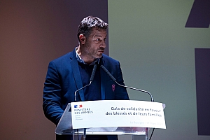 2023-03-17-(19h54)_MG_2985-evelyne-garat.jpg 2023-03-17-(19h54)_MG_2985-evelyne-garat.jpg