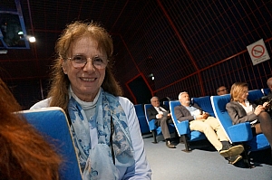 2023-03-17-(21h01m)-dsc02769-sony-mama-razzi.jpg 2023-03-17-(21h01m)-dsc02769-sony-mama-razzi.jpg