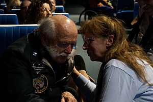 2023-03-17-(21h45m)-dsc02811-sony-mama-razzi.jpg 2023-03-17-(21h45m)-dsc02811-sony-mama-razzi.jpg