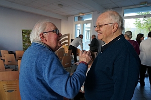 2023-04-21-(19h21m)-dsc03129-mama-razzi.jpg 2023-04-21-(19h21m)-dsc03129-mama-razzi.jpg