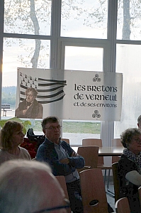 2023-04-21-(19h40m)-dsc03164-mama-razzi.jpg 2023-04-21-(19h40m)-dsc03164-mama-razzi.jpg
