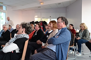 2023-04-21-(19h50m)-dsc_2226-mama-razzi.jpg 2023-04-21-(19h50m)-dsc_2226-mama-razzi.jpg