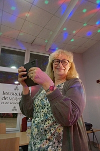 2023-04-21-(21h17m)-dsc03246-mama-razzi.jpg 2023-04-21-(21h17m)-dsc03246-mama-razzi.jpg