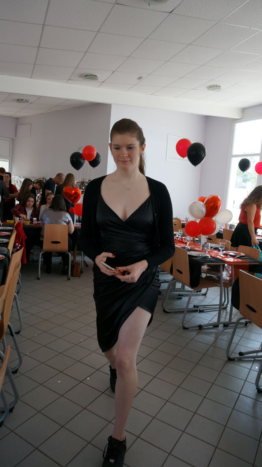 2023-05-18-(15h21m)-dsc04102-mama-razzi.jpg