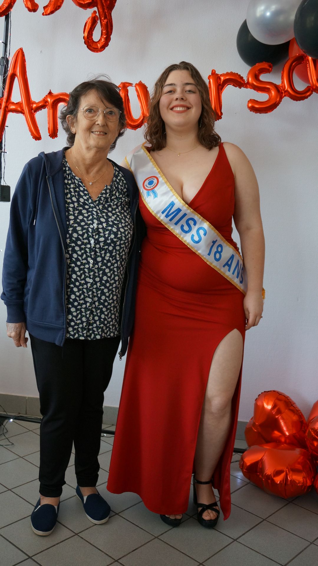 2023-05-18-(15h47m)-dsc04158-mama-razzi.jpg