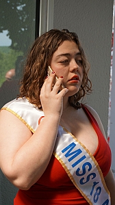 2023-05-18-(15h25m)-dsc04115-mama-razzi.jpg 2023-05-18-(15h25m)-dsc04115-mama-razzi.jpg