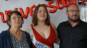 2023-05-18-(15h47m)-dsc04163-mama-razzi.jpg 2023-05-18-(15h47m)-dsc04163-mama-razzi.jpg