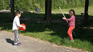2023-05-18-(17h03m)-dsc04299-mama-razzi.jpg 2023-05-18-(17h03m)-dsc04299-mama-razzi.jpg