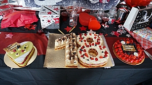 2023-05-18-(17h54m)-dsc04333-mama-razzi.jpg 2023-05-18-(17h54m)-dsc04333-mama-razzi.jpg