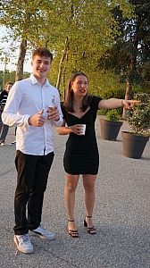 2023-05-18-(20h52m)-dsc04548-mama-razzi.jpg 2023-05-18-(20h52m)-dsc04548-mama-razzi.jpg