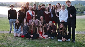 2023-05-18-(21h04m)-dsc04556-mama-razzi.jpg 2023-05-18-(21h04m)-dsc04556-mama-razzi.jpg