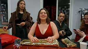 2023-05-18-(22h30m)-dsc04598-mama-razzi.jpg 2023-05-18-(22h30m)-dsc04598-mama-razzi.jpg