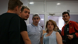 2023-05-18-(22h47m)-dsc04695-mama-razzi.jpg 2023-05-18-(22h47m)-dsc04695-mama-razzi.jpg