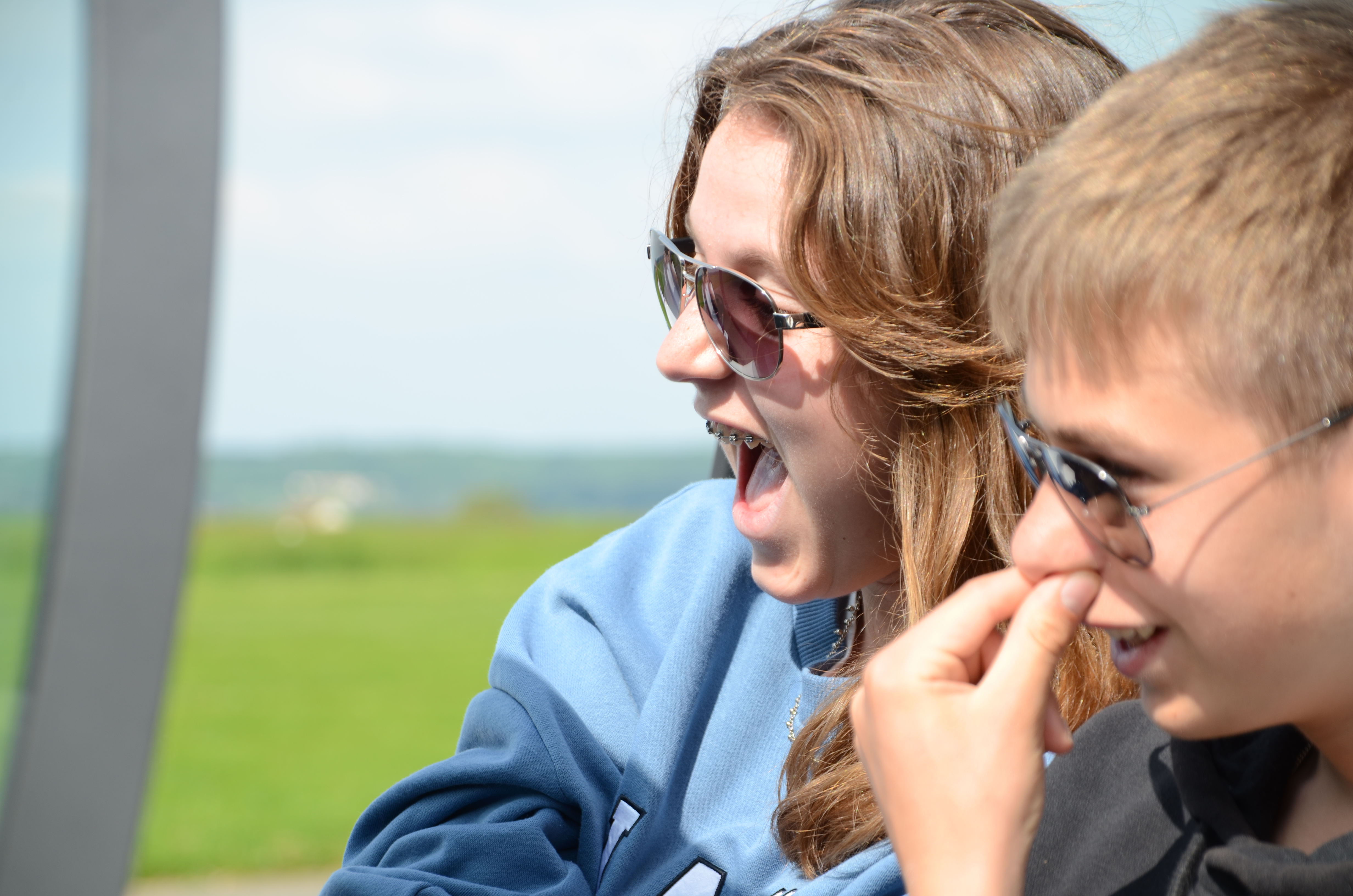 2023-05-21-(16h42m)-dsc_3412-mama-razzi.jpg