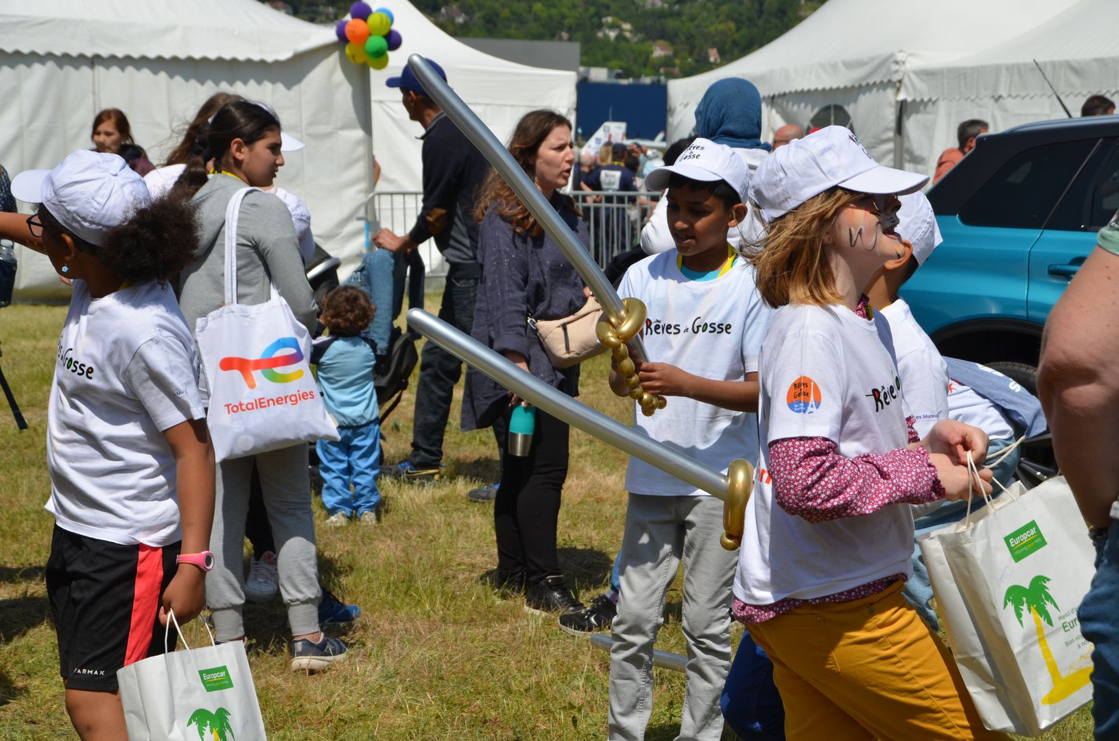 2023-05-25-(14h48m)-dsc_4320-mama-razzi.jpg