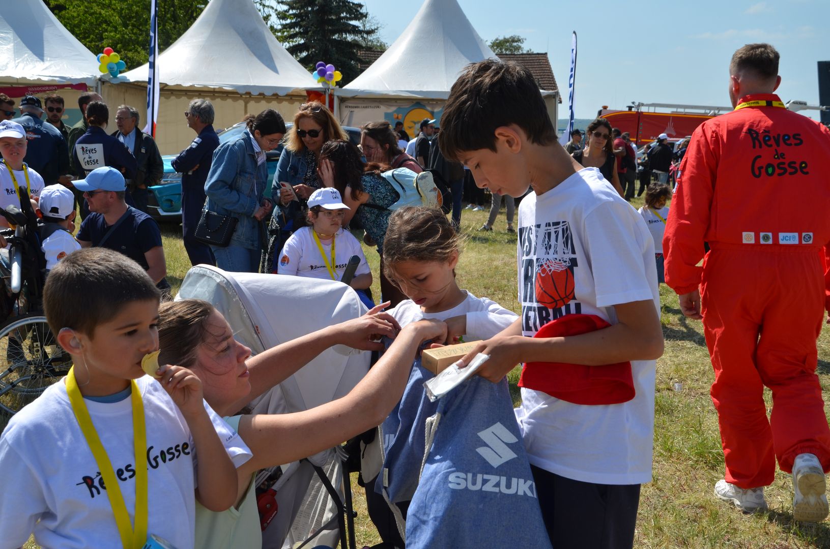 2023-05-25-(16h04m)-dsc_4670-mama-razzi.jpg