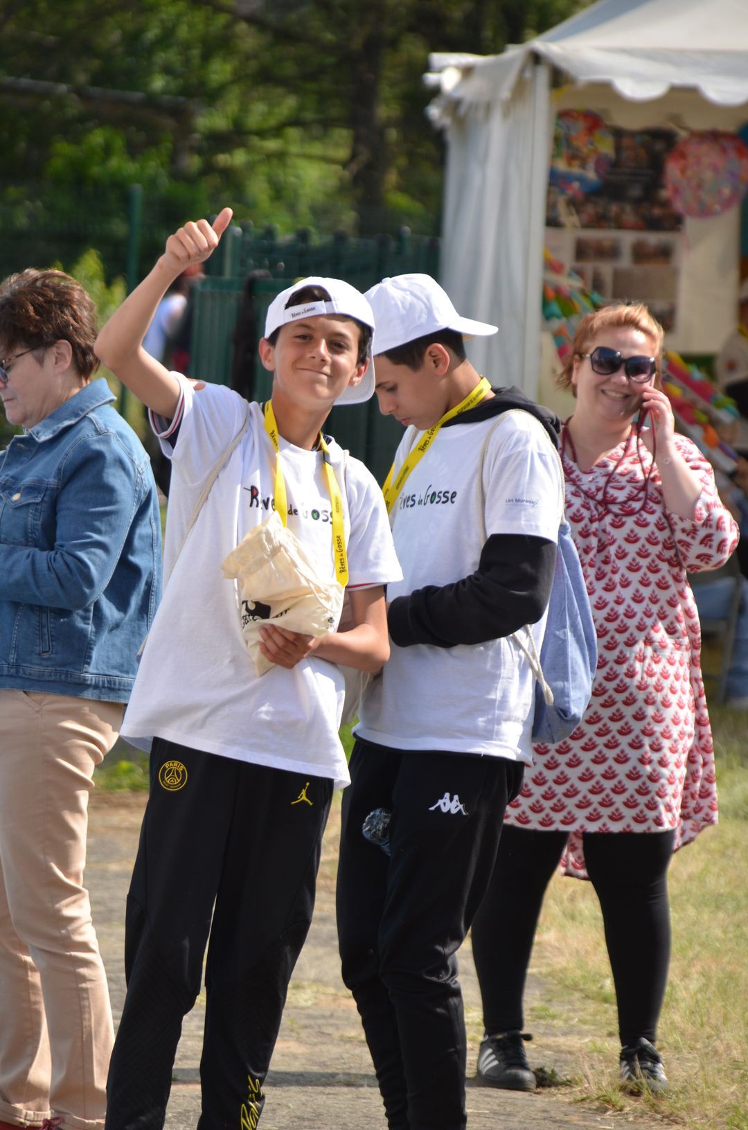 2023-05-25-(16h54m)-dsc_5026-mama-razzi.jpg
