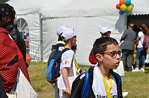 2023-05-25-(15h14m)-dsc_4430-mama-razzi.jpg 2023-05-25-(15h14m)-dsc_4430-mama-razzi.jpg