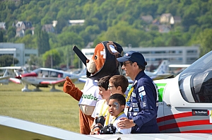 2023-05-25-(16h31m)-dsc_4870-mama-razzi.jpg 2023-05-25-(16h31m)-dsc_4870-mama-razzi.jpg