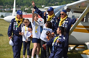 2023-05-25-(16h34m)-dsc_4886-mama-razzi.jpg 2023-05-25-(16h34m)-dsc_4886-mama-razzi.jpg
