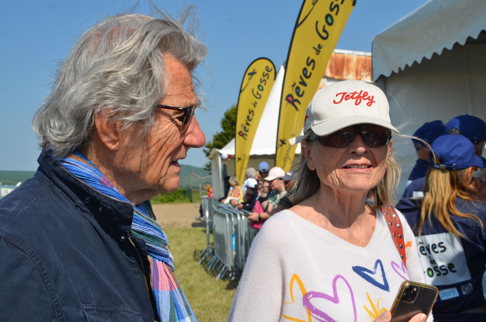 2023-05-25-(17h08m)-dsc_5140-mama-razzi.jpg