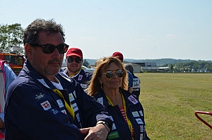 2023-05-25-(17h00m)-dsc_5080-mama-razzi.jpg 2023-05-25-(17h00m)-dsc_5080-mama-razzi.jpg
