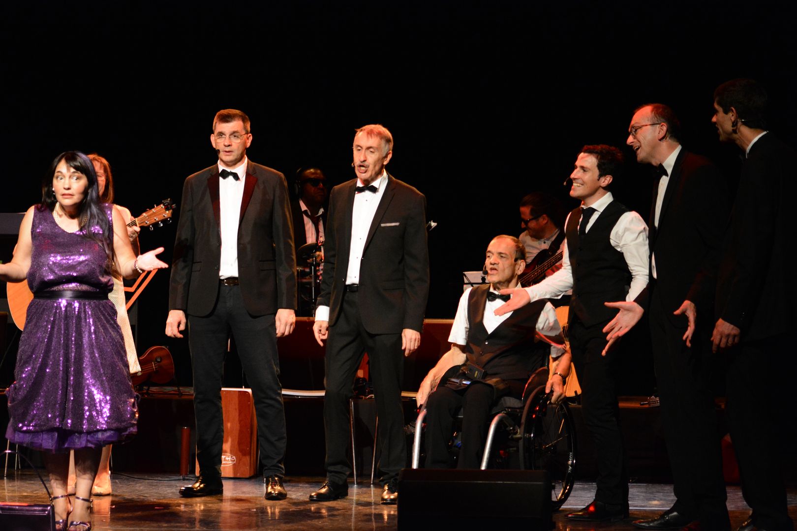 2023-06-23-(21h27)-dsc_0108-mama-razzi.jpg