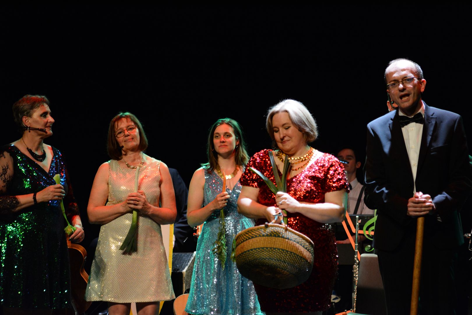 2023-06-23-(22h10)-dsc_0405-mama-razzi.jpg