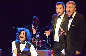2023-06-23-(21h02)-dsc_5806-mama-razzi.jpg 2023-06-23-(21h02)-dsc_5806-mama-razzi.jpg