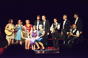 2023-06-23-(21h49)-dsc_5919-mama-razzi.jpg 2023-06-23-(21h49)-dsc_5919-mama-razzi.jpg