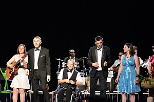 2023-06-23-(21h55)-dsc_0325-mama-razzi.jpg 2023-06-23-(21h55)-dsc_0325-mama-razzi.jpg