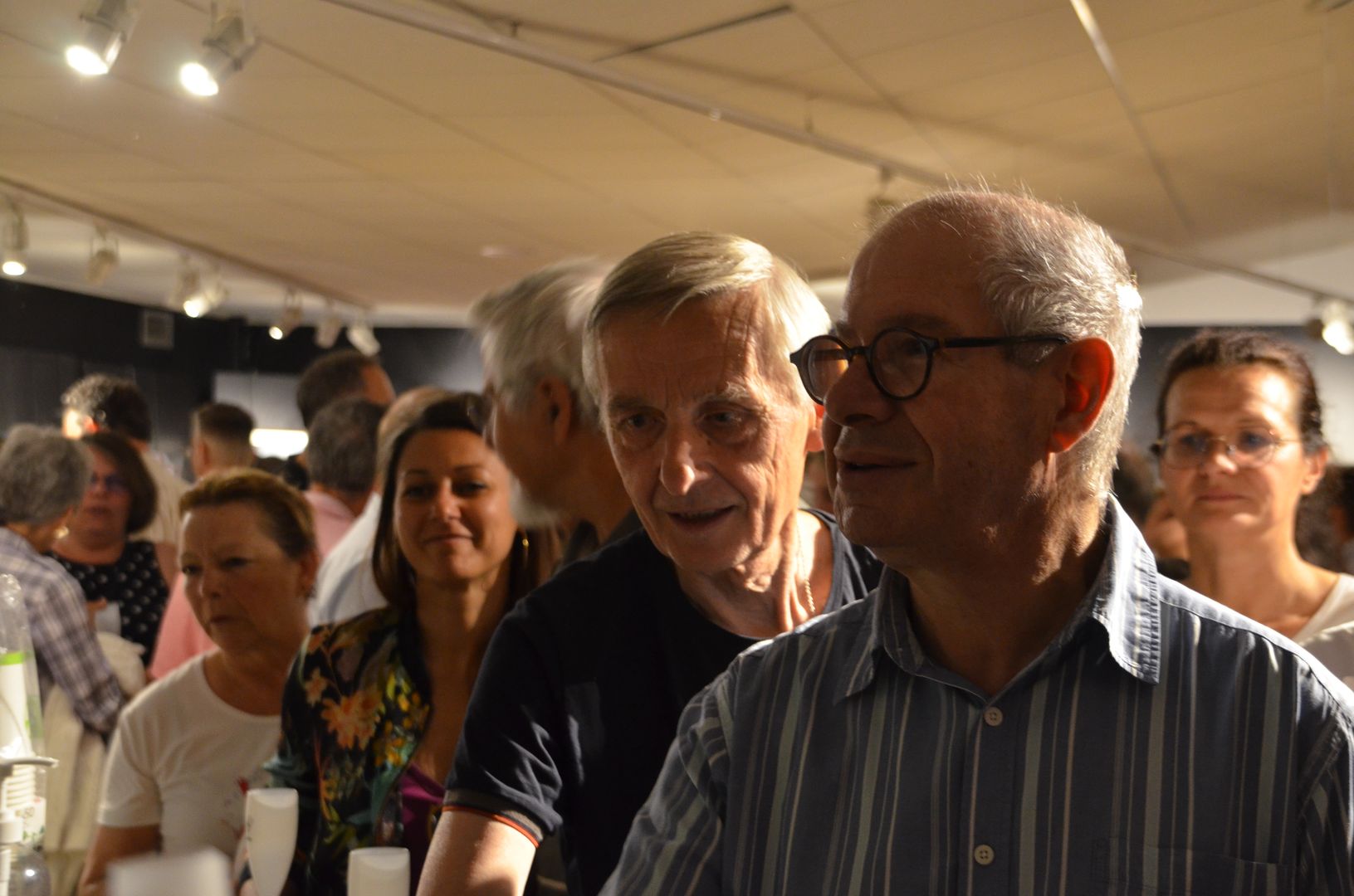 2023-06-23-(22h53)-dsc_6196-mama-razzi.jpg