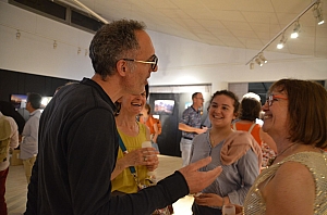 2023-06-23-(23h32)-dsc_6373-mama-razzi.jpg 2023-06-23-(23h32)-dsc_6373-mama-razzi.jpg