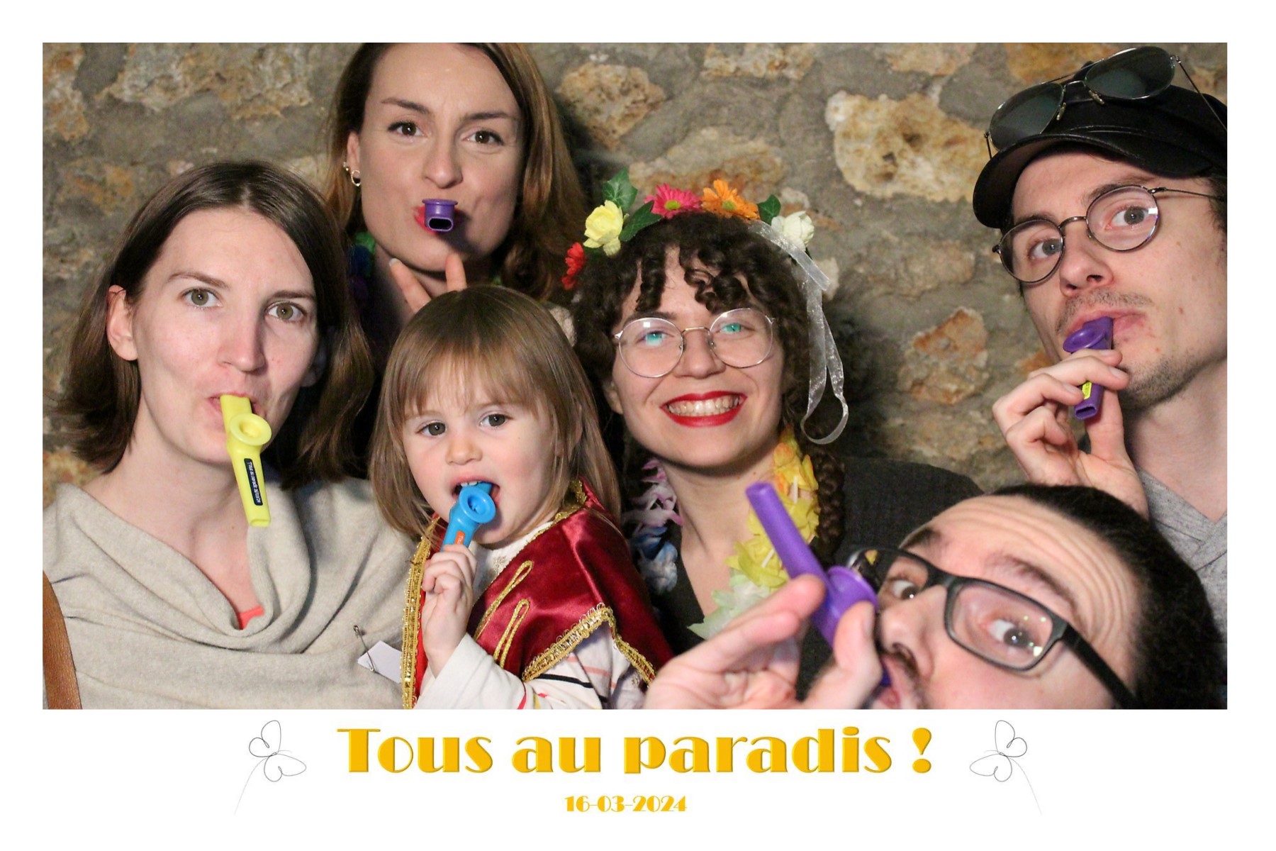 photobooth-2024-03-16_19h42m51s_254.jpg