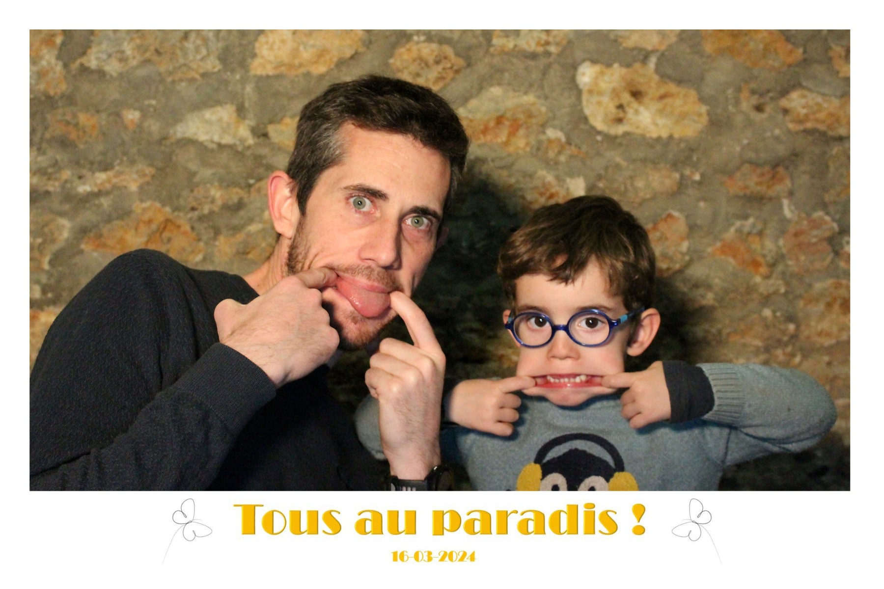 photobooth-2024-03-16_21h39m35s_522.jpg