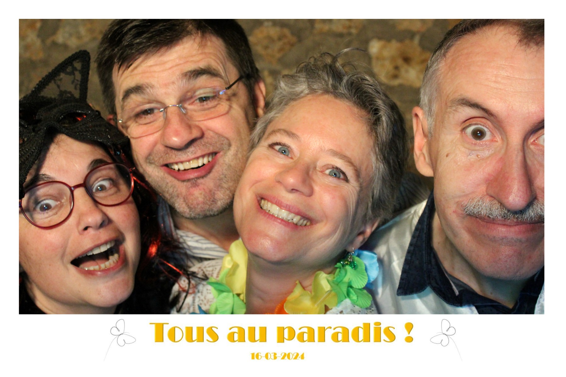 photobooth-2024-03-16_23h22m27s_107.jpg