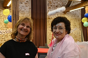 2024-03-16-DSC_4000-mama-razzi.JPG